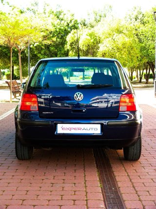 Volkswagen Golf 2002