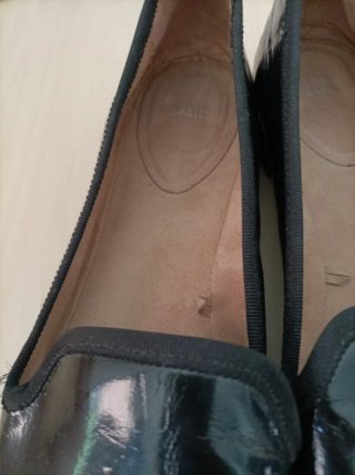 Zapatos de charol negros