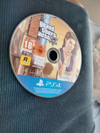 Grand Theft Auto V PS4 Blu-ray Disc