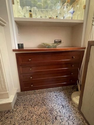 Mueble de madera maciza completo