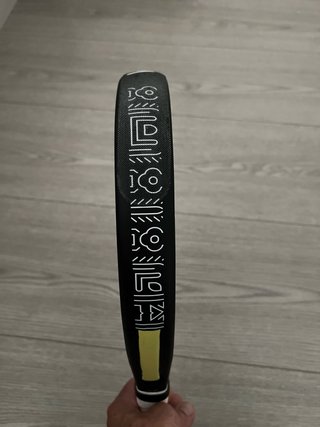 Pala de pádel Vibor-A Mamba pro Black