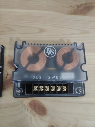 Altavoces DLS RC6 (Gama Alta)