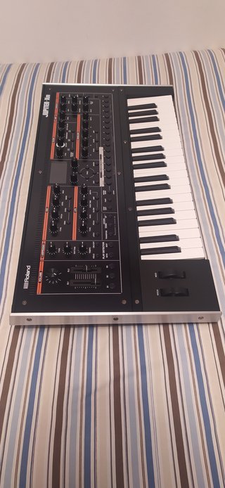 Roland Jupiter-Xm Sintetizador