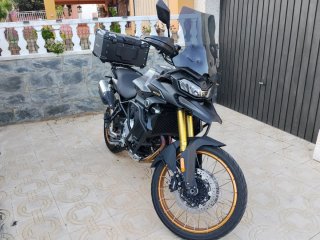 Voge 900 DSX Negra