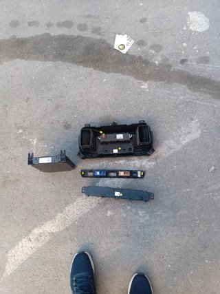Radio y mandos Peugeot