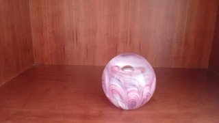 Sfera decorativa in vetro rosa
