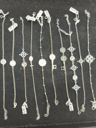 Pulsera plata de ley san benito,nudo de brujas...