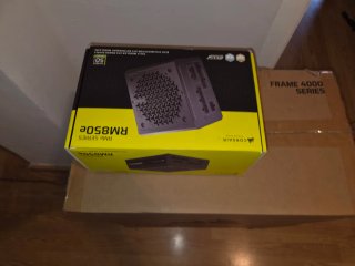 Caja PC Corsair Frame 4000 + Fuente Alimentación