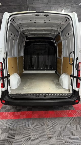 Renault Master Furgón T L2H2 3300 Bl dCi 100kW (135CV)