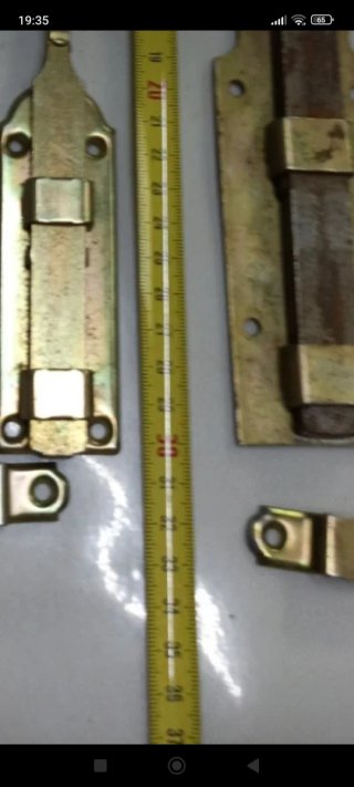 Pasador de puerta de metal
