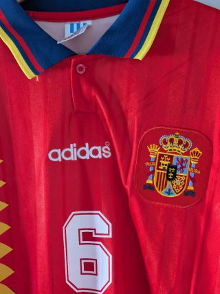 Camiseta Fernando Hierro 6 España. Talla XL