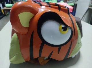 Casco Infantil Crazy Safety con Luz