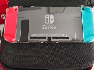 Nintendo Switch con accesorios