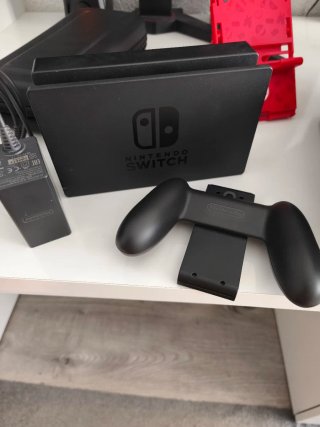 Nintendo Switch con accesorios