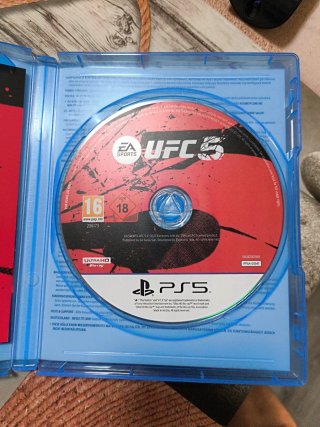UFC 5 PS5 EA Sports
