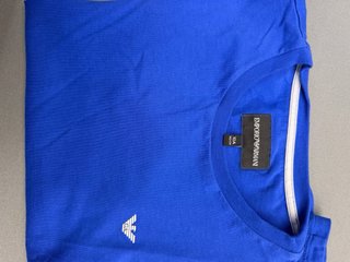 Lote 8 camisetas T 10 Marcas  Silbon, armani...