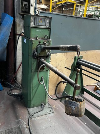 Máquina soldadora por puntos SERRA TE 90