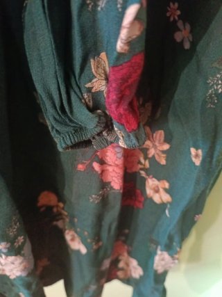 Vestido Springfield floral verde