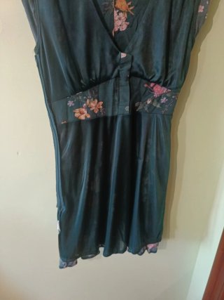 Vestido Springfield floral verde