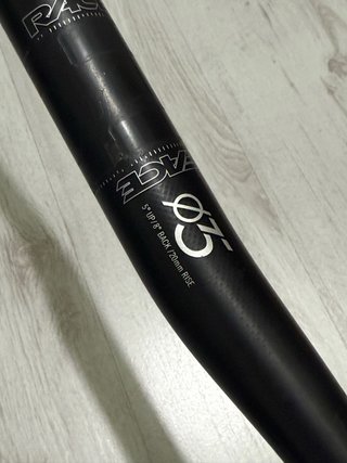 Manubrio Raceface Next R Carbonio MTB