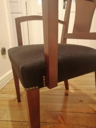 Silla de madera diseño tapizado
