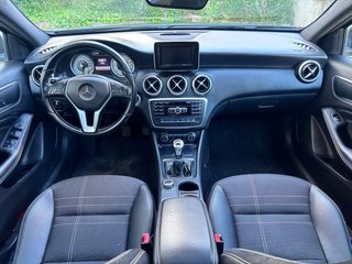 Mercedes-Benz A200