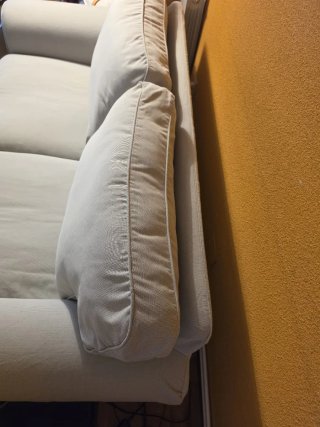 Sofá Ikea 2 plazas + 2 fundas