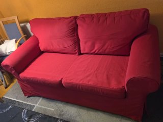 Sofá Ikea 2 plazas + 2 fundas