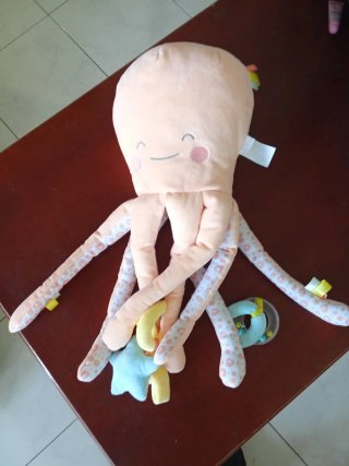 Pulpo de peluche infantil