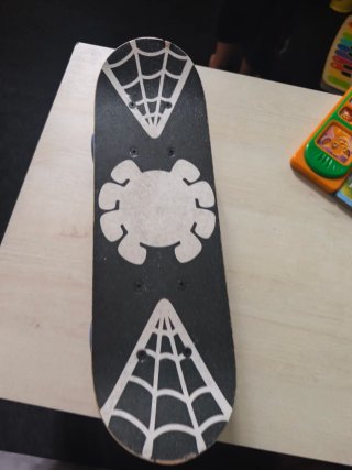 Monopatín Spiderman Marvel Pequeño