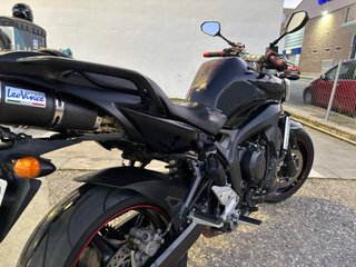 Yamaha FZ6 S2 Naked Negra.