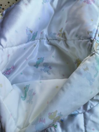 Saco de bebé con ovejitas bordados