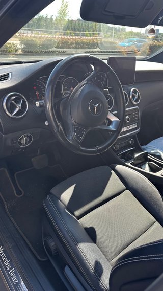 Mercedes-Benz Clase A 2018 paquete AMG