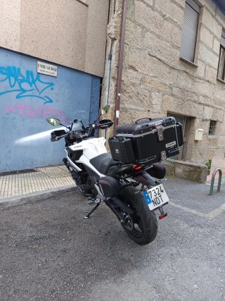 CF Moto 700 MT
