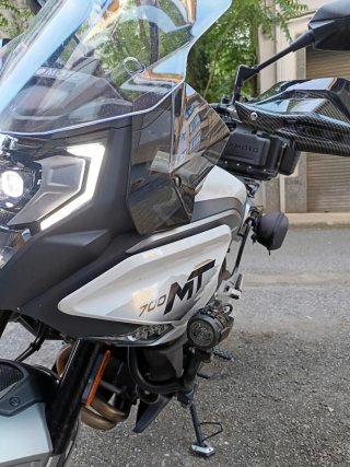CF Moto 700 MT