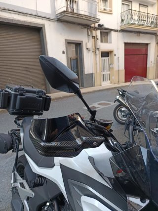 CF Moto 700 MT