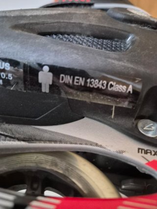 Patines Rollerblade Macroblade 84 Talla 44