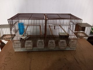 Jaula grande para pájaros