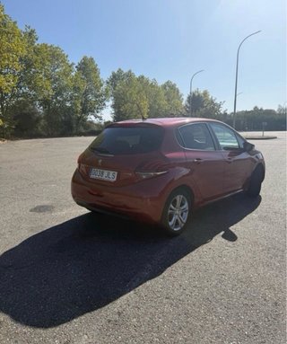Peugeot 208 • Bajo Consumo • ITV PASADA