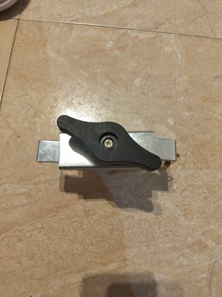 Cerradura Puerta Garaje basculante