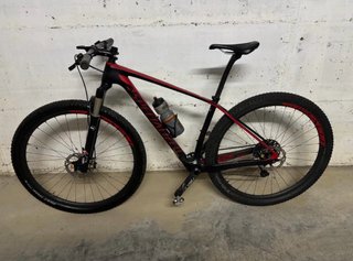 Bicicleta Montaña Specialized Roja