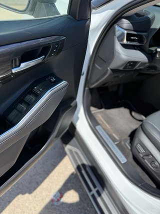 Toyota Highlander 2023