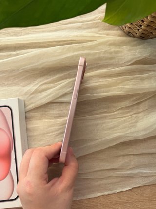 iPhone 15 Rosa