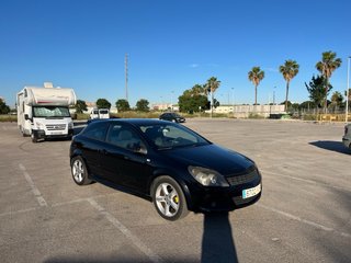 OPEL ASTRA GTC 1.7 Diesel / Año 2008
