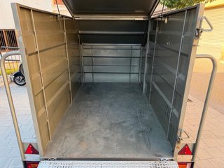 Remolque Speedrem cerrado aerodinámico 750kg