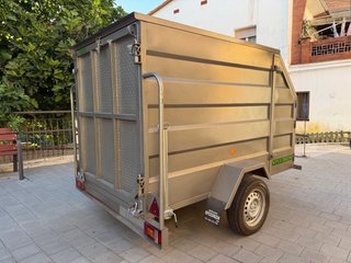 Remolque Speedrem cerrado aerodinámico 750kg