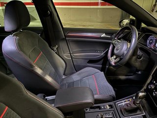 Volkswagen Golf Gti Performance 2.0 TSI