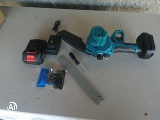 Mini motosierra eléctrica 8 + accesorios