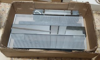 Aplique de pared de cristal y metal
