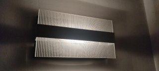 Aplique de pared de cristal y metal